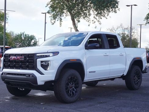 New 2026 GMC Canyon Elevation w/ Convenience Package image 4