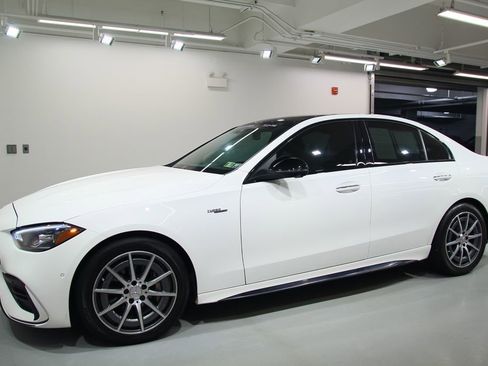 Certified 2023 Mercedes-Benz C 43 AMG 4MATIC Sedan image 4