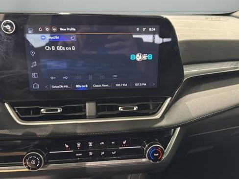 Used 2025 Chevrolet Equinox LT image 29