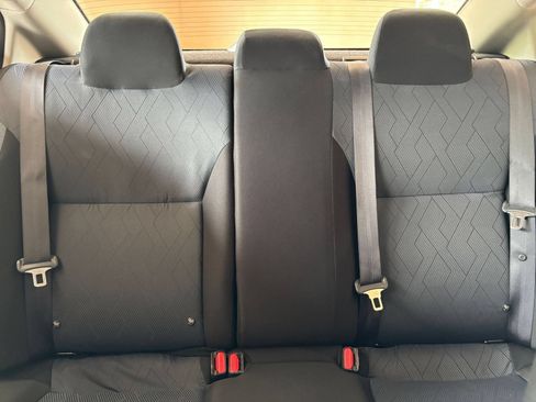 Used 2025 Nissan Versa SV FWD image 37