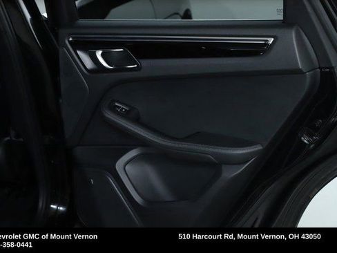 Used 2021 Porsche Macan S image 33