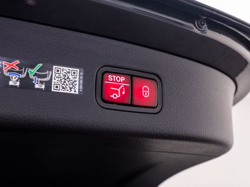 Used 2026 Mercedes-Benz GLC 300 4MATIC image 29