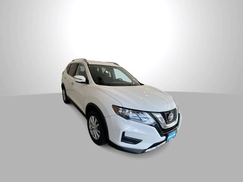 Used 2018 Nissan Rogue SV AWD/4WD image 2