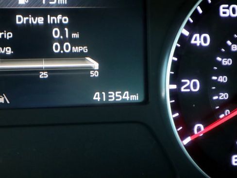 Used 2024 Kia Forte LXS image 30