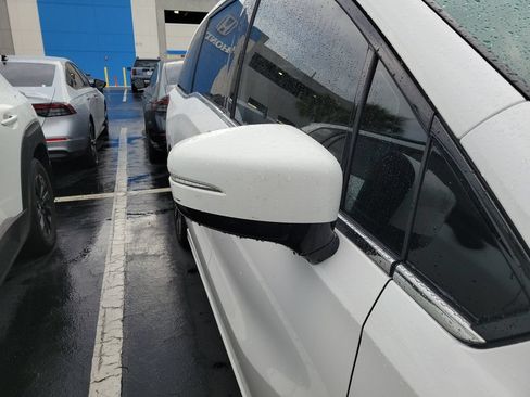 Used 2025 Honda Odyssey Elite image 10