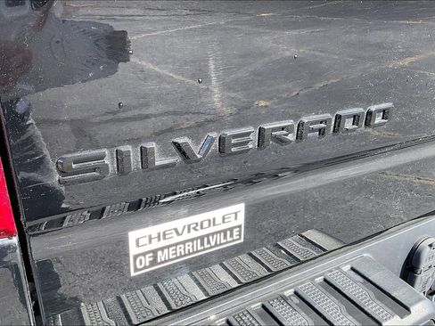 Used 2021 Chevrolet Silverado 1500 LT Trail Boss image 26