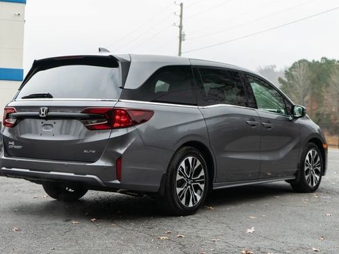 New 2026 Honda Odyssey Elite image 8