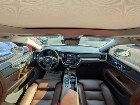 Used 2019 Volvo S60 T8 Inscription AWD/4WD image 9
