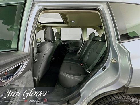 Used 2022 Subaru Forester Premium image 14