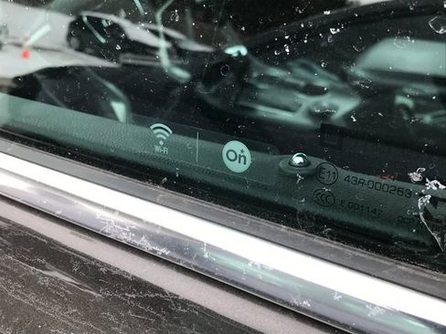 Used 2019 GMC Acadia SLT image 8