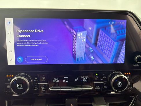 Used 2023 Toyota Highlander Limited AWD/4WD image 16