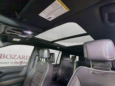 Used 2025 GMC Yukon XL AT4 Ultimate AWD/4WD image 27