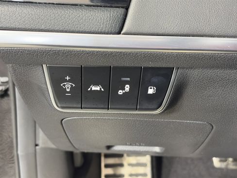 Used 2021 Kia Stinger GT1 image 28