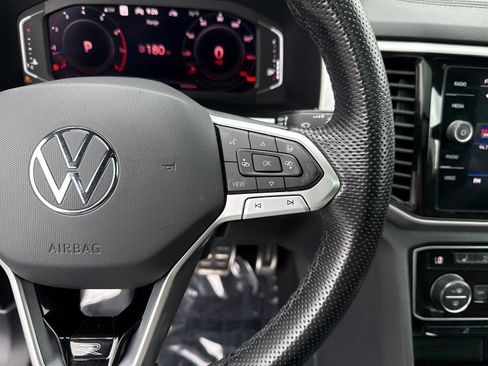 Used 2022 Volkswagen Atlas Cross Sport SEL Premium R-Line image 20