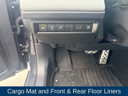 Used 2026 Toyota Camry SE FWD image 17
