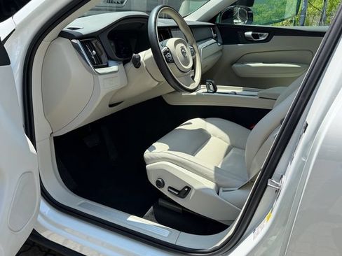 Used 2024 Volvo XC60 B5 Core w/ Protection Package Premier AWD/4WD image 13