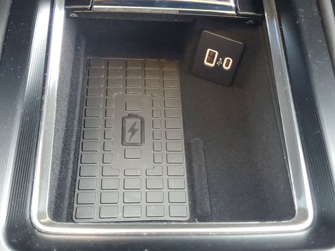 New 2026 Lincoln Corsair Premiere image 23