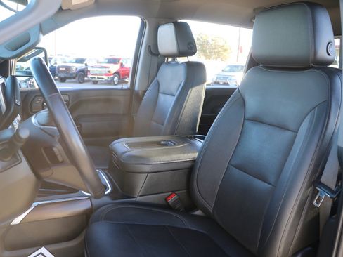 Used 2022 GMC Sierra 3500 SLT w/ SLT Premium Package image 14