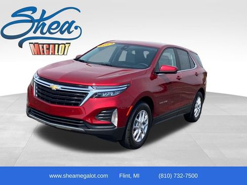 Certified 2024 Chevrolet Equinox LT w/ LPO, Floor Liner Package FWD image 1