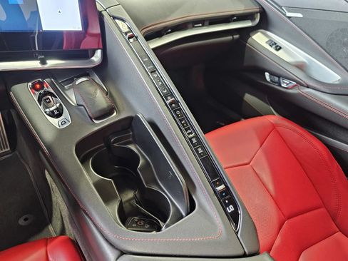 Used 2024 Chevrolet Corvette Stingray Convertible w/ Battery Protection Package RWD image 14