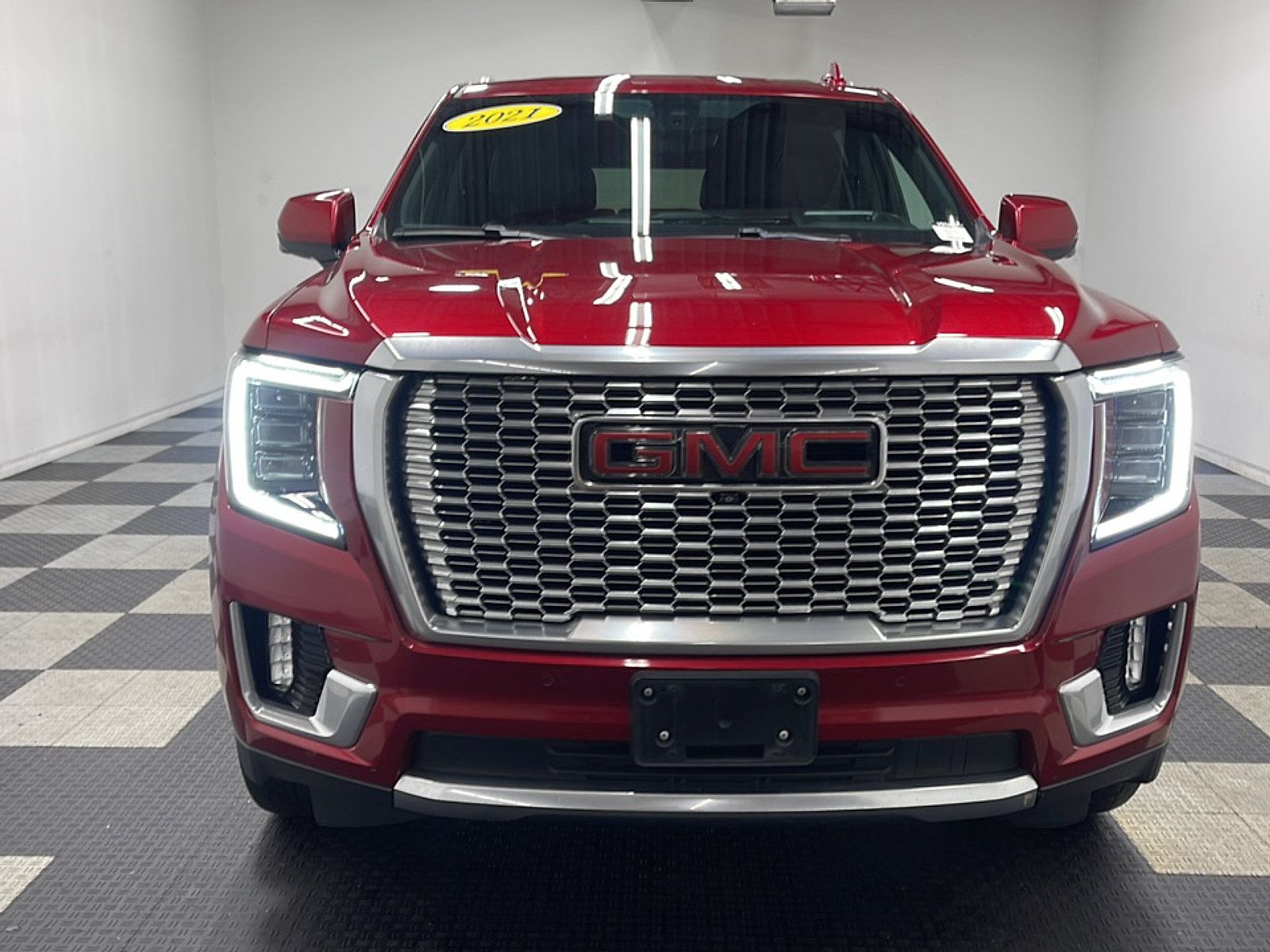 Used 2021 GMC Yukon Denali w/ Denali Premium Package AWD/4WD image 26