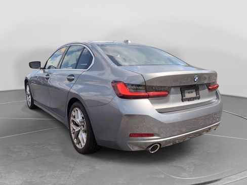Used 2025 BMW 330i Sedan w/ Convenience Package RWD image 2