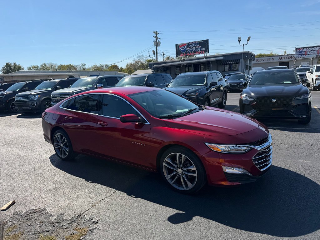 Used 2023 Chevrolet Malibu LT FWD image 2