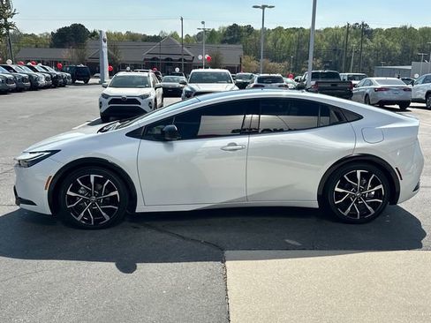 Used 2026 Toyota Prius Plug-In Hybrid w/ Limited Premium Package FWD image 6