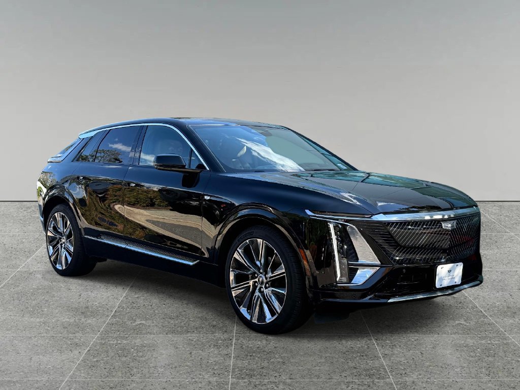 Used 2026 Cadillac Lyriq Signature Luxury w/ Nappa Leather Package AWD/4WD image 9