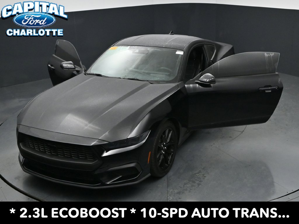 Used 2025 Ford Mustang Premium RWD image 34