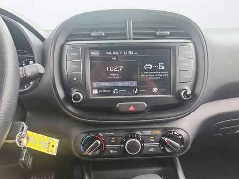Certified 2022 Kia Soul LX FWD image 15