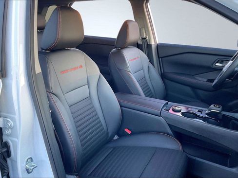 New 2026 Nissan Rogue SV AWD/4WD image 9