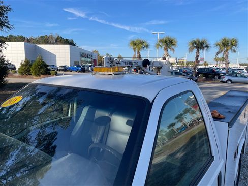 Used 2015 Ford F250 XL w/ Power Equipment Group image 12