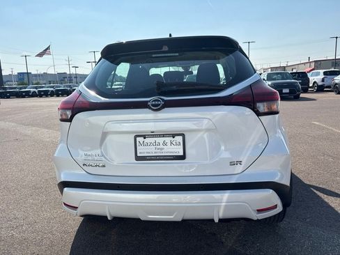 Used 2023 Nissan Kicks SR FWD image 6