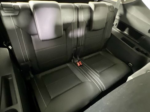 Used 2022 Volkswagen Atlas SEL R-Line image 26