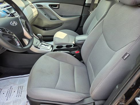 Used 2013 Hyundai Elantra GLS w/ Preferred Pkg FWD image 9