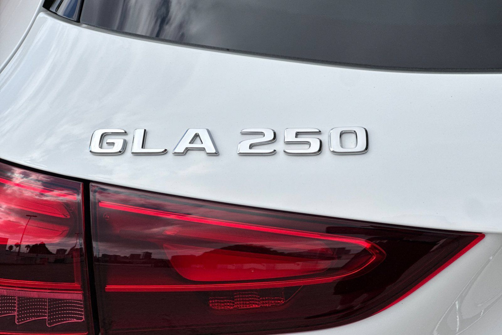 Certified 2026 Mercedes-Benz GLA 250 image 36
