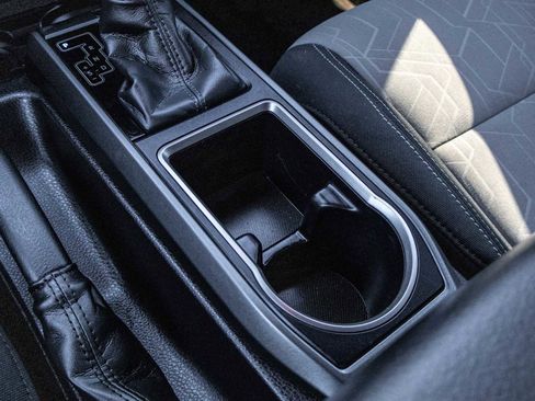 Used 2023 Toyota Tacoma TRD Off-Road image 29