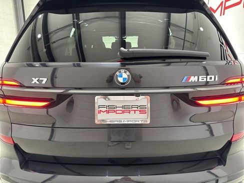 Used 2024 BMW X7 M60i w/ Executive Package image 8