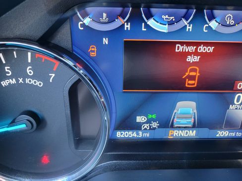 Used 2023 Ford Expedition Max XLT AWD/4WD image 16