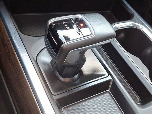 Used 2024 GMC Sierra 1500 SLT w/ SLT Premium Plus Package image 15