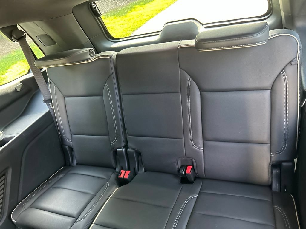 Used 2023 GMC Yukon SLT w/ SLT Premium Package RWD image 47