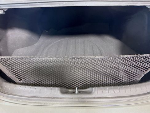 Used 2025 Hyundai Elantra SE FWD image 34