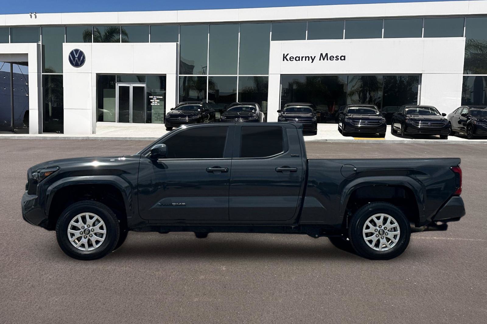 Used 2025 Toyota Tacoma SR5 RWD image 7
