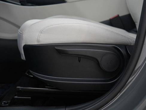 Used 2026 Hyundai Tucson SE image 22