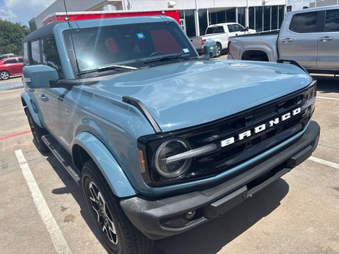 Used 2023 Ford Bronco Outer Banks AWD/4WD image 4