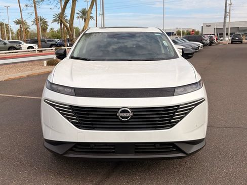 Used 2025 Nissan Murano SL AWD/4WD image 9