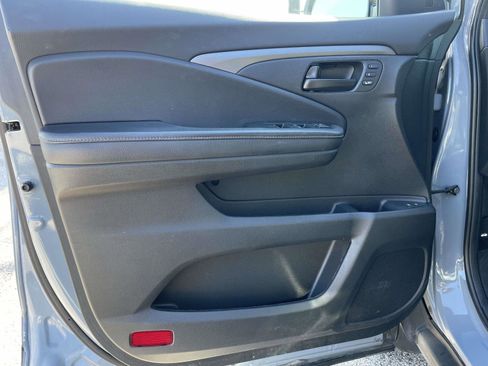 Certified 2023 Honda Passport TrailSport image 10