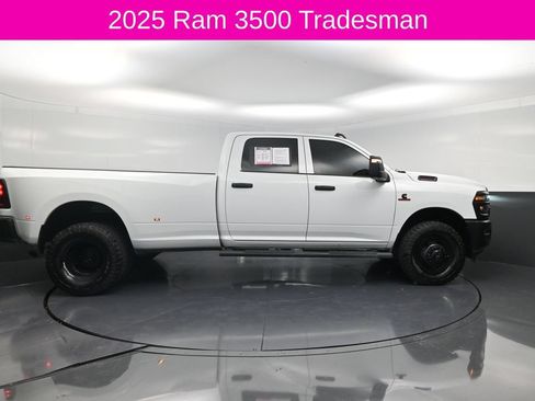 Used 2025 RAM 3500 Tradesman AWD/4WD image 4