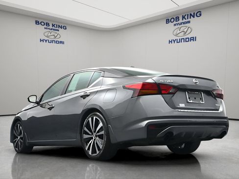 Used 2021 Nissan Altima 2.0 SR image 12